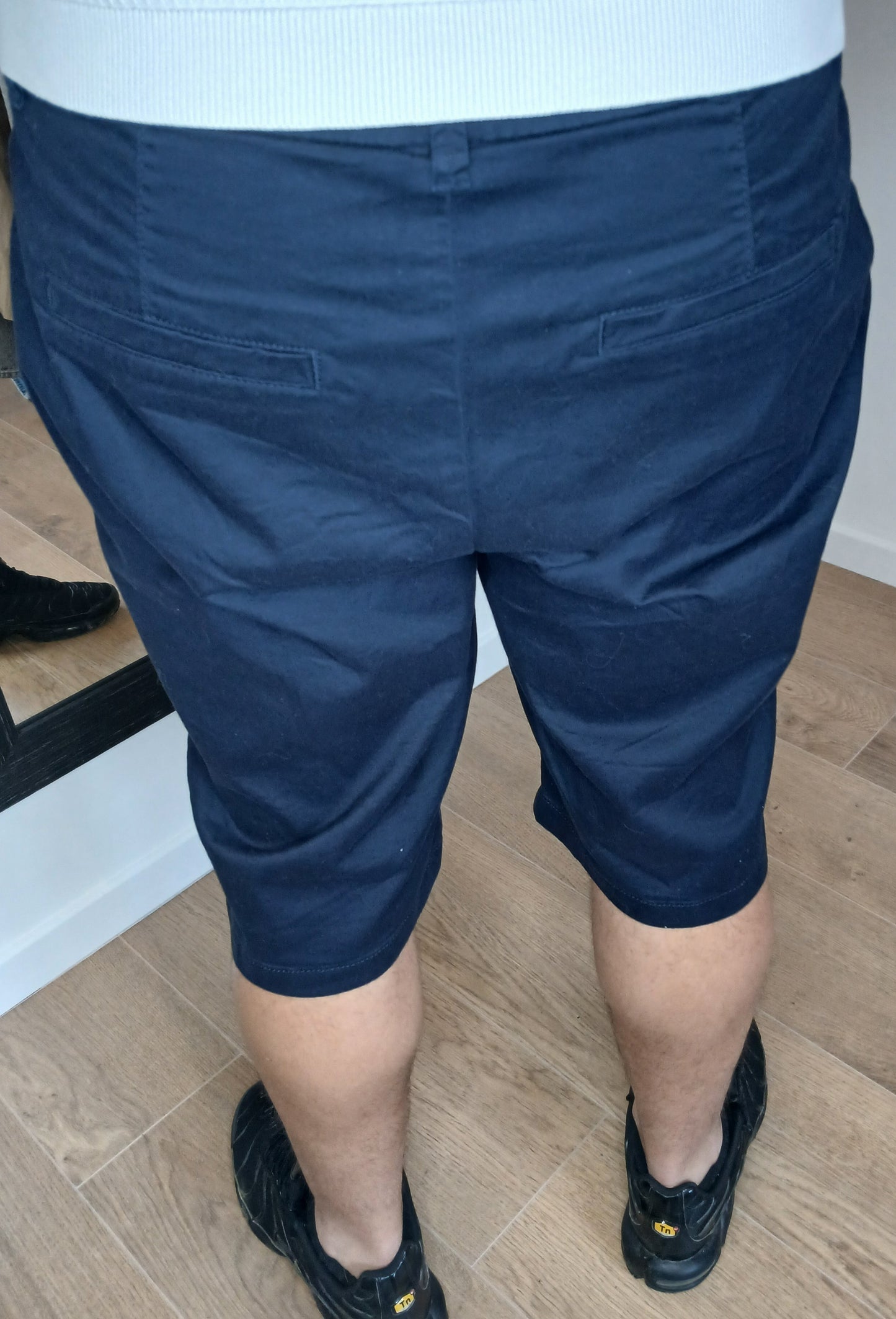 Short c&a taille ( eur 44 fr 46 )