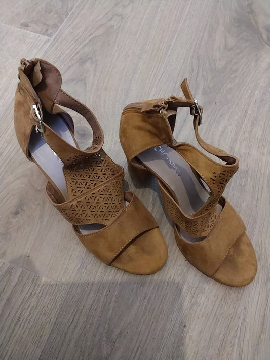 Chaussure taille 37