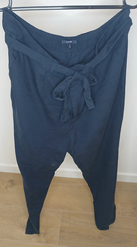 Pantalon kiabi taille 44