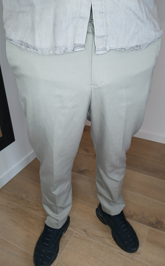 Pantalon kiabi taille 40
